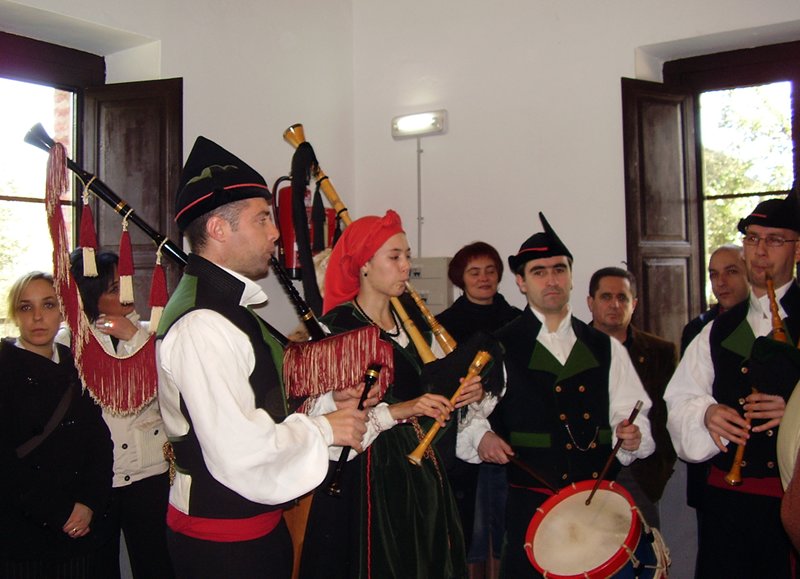 La inauguración de la Asociación - actos_02